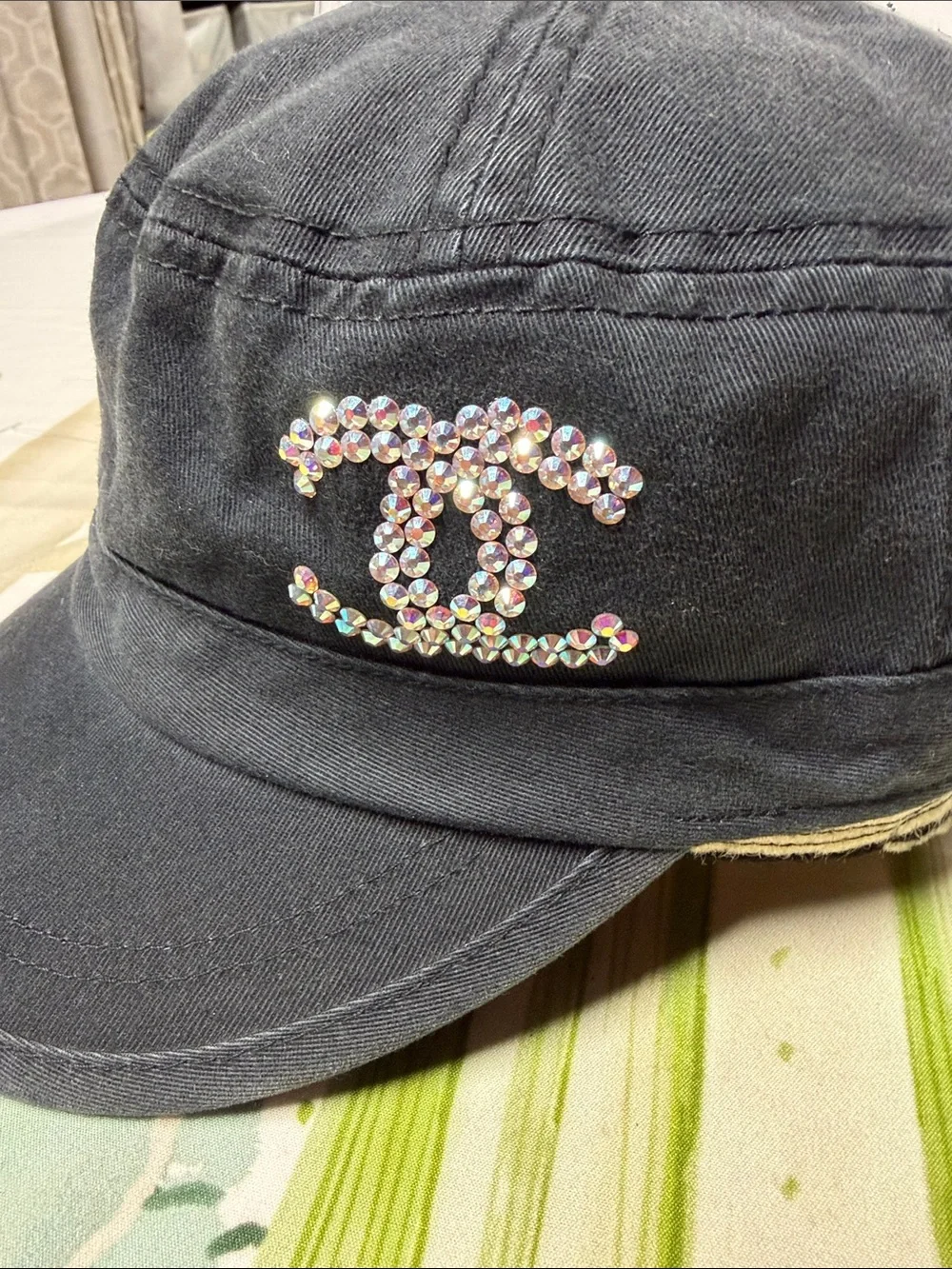 Black Cap hat with sparking rhinestone Double C Logo
